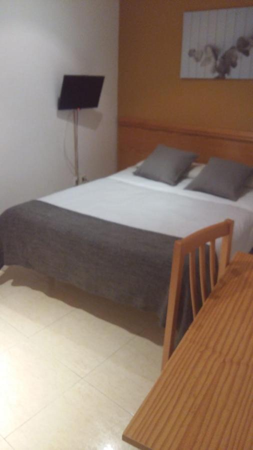 Hostal La Canada Segoviana Valmojado Buitenkant foto